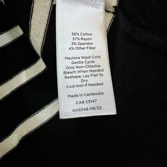 TALBOTS Black & White Stripe Cotton Blend, Short Sleeve Sweater, Medium - Picture 5 of 5
